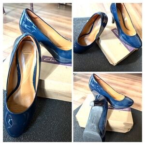 Clarks, Women's Size 10, Navy Pumps